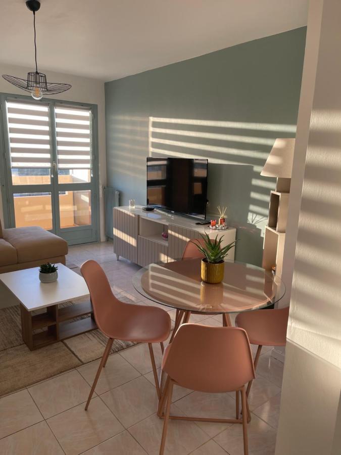 Frejus Plage - 50m2 au calme, tout à pieds Extérieur photo
